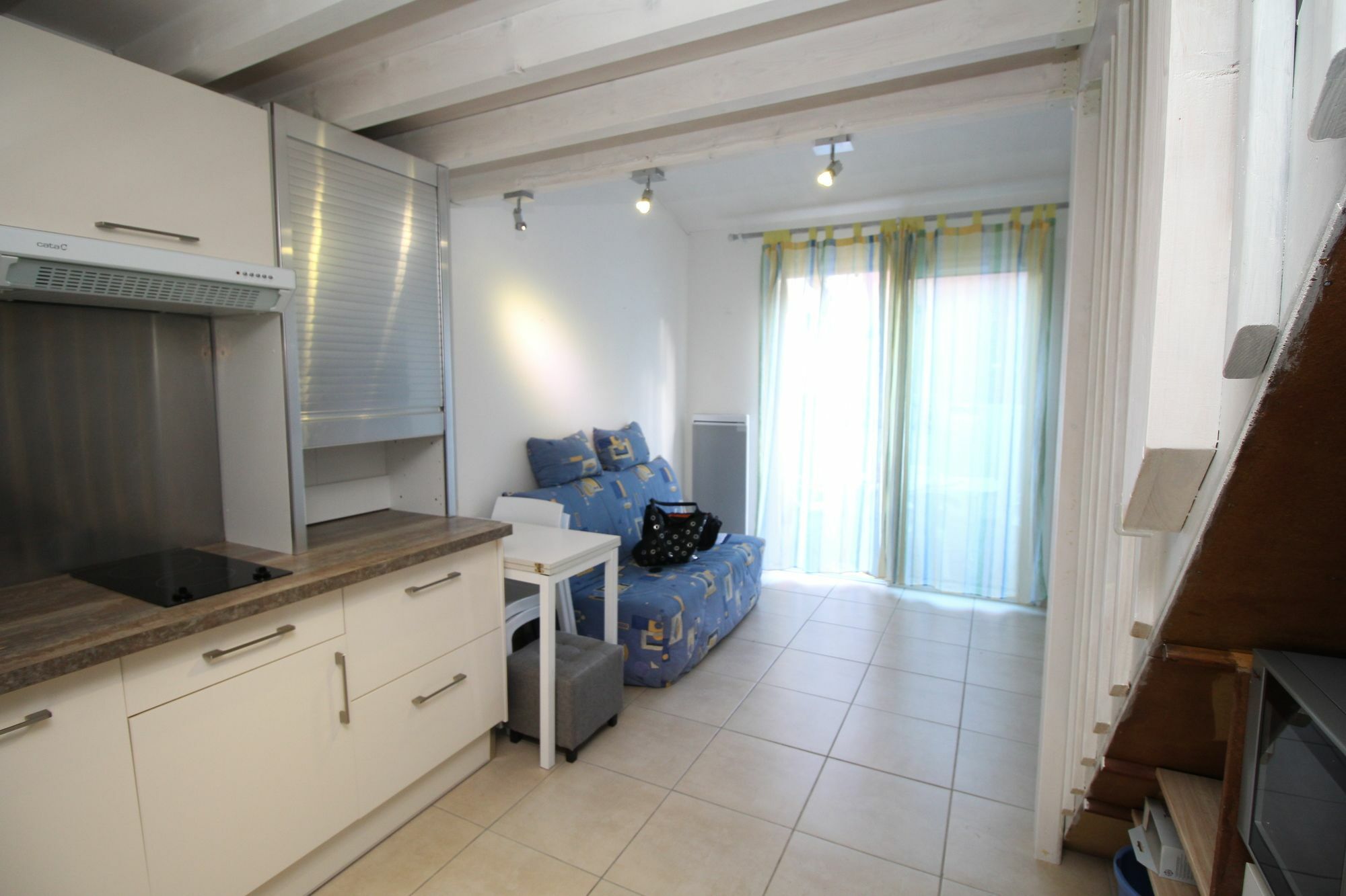 Appartement Charmant: Canet-en-Roussillon Retreat with Shared Pool Exterior photo